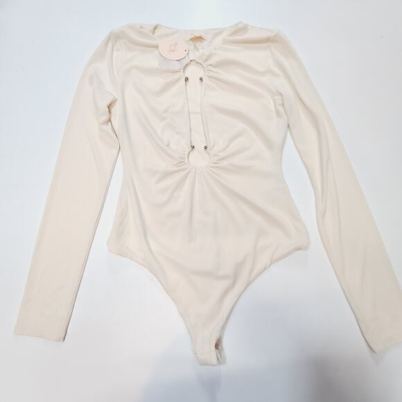 Camila Coelho Reyes Bodysuit in Beige Small - Picture 2 of 15